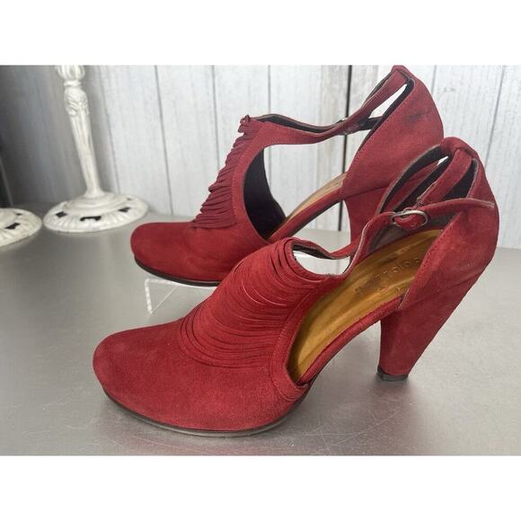 COCLICO Deep Red Suede Heels Sandals Peep Toe Slingback EU 40 US 9-9.5 - Picture 1 of 8
